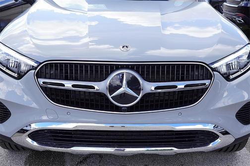 2026 Mercedes-Benz GLC 300 Base