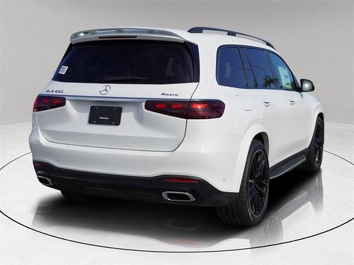 2026 Mercedes-Benz GLS 450 
