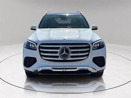 2026 Mercedes-Benz GLS 450 4MATIC