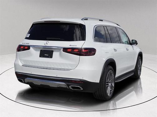 2026 Mercedes-Benz GLS 450 
