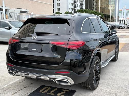 2023 Mercedes-Benz GLC 300 Base