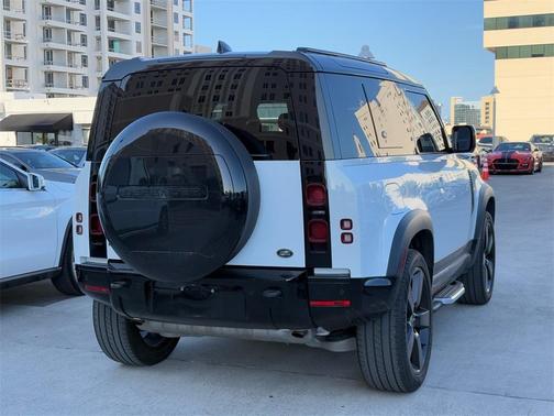 2022 Land Rover Defender 90 X-Dynamic HSE