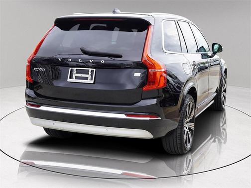 2022 Volvo XC90 Recharge Plug-In Hybrid T8 Inscription Extended Range 7P