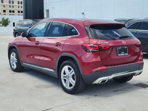 2022 Mercedes-Benz GLA 250 Base