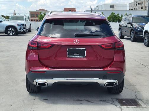 2022 Mercedes-Benz GLA 250 Base