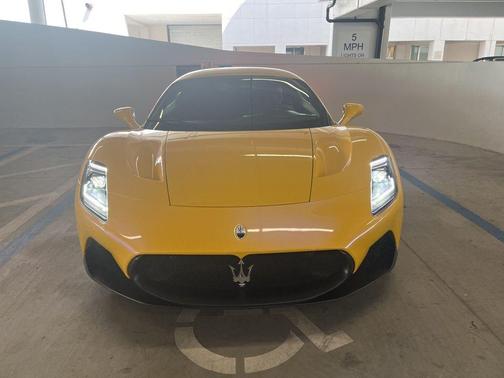 2022 Maserati MC20 Base