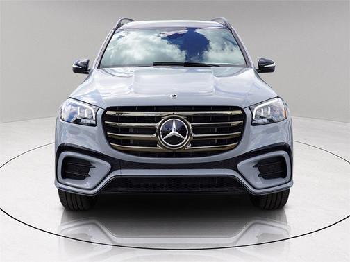 2026 Mercedes-Benz GLS 450