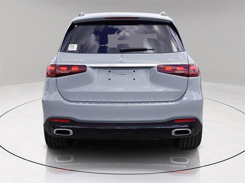 2026 Mercedes-Benz GLS 450
