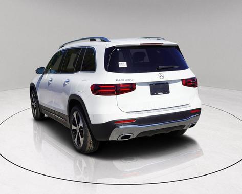 2025 Mercedes-Benz GLB 250 Base