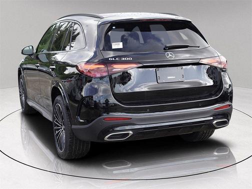 2026 Mercedes-Benz GLC 300 Base