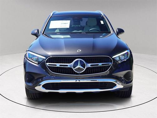 2025 Mercedes-Benz GLC 300 Base