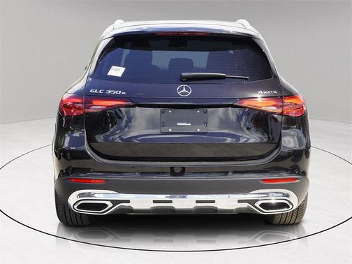 2025 Mercedes-Benz GLC 350e Base 4MATIC