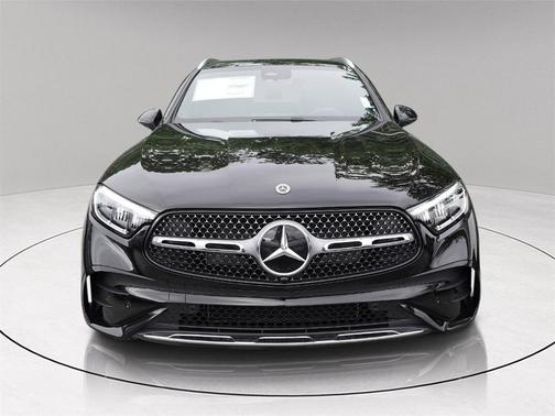2026 Mercedes-Benz GLC 300 Base