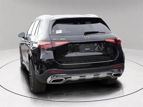 2026 Mercedes-Benz GLC 300 Base