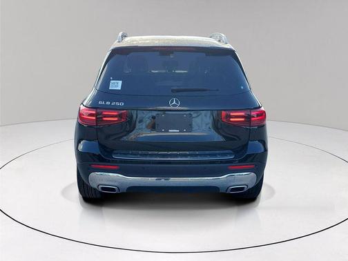 2026 Mercedes-Benz GLB 250 Base