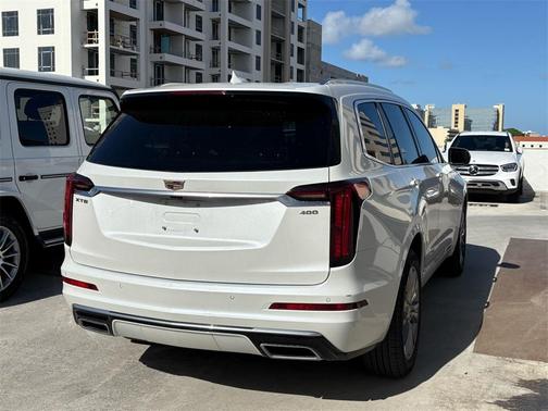 2023 Cadillac XT6 Premium Luxury FWD