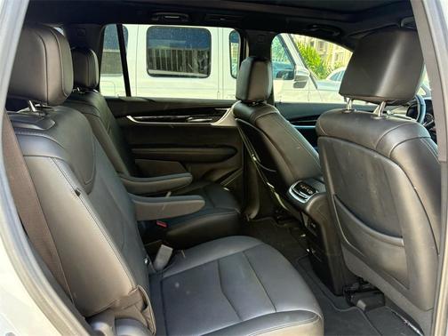 2023 Cadillac XT6 Premium Luxury FWD