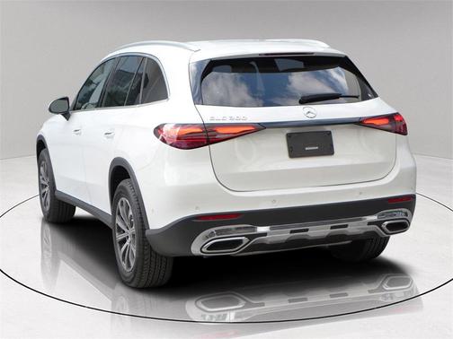 2023 Mercedes-Benz GLC 300 Base