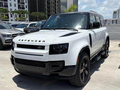 2023 Land Rover Defender 110 X-Dynamic SE