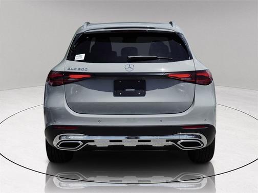 2026 Mercedes-Benz GLC 300