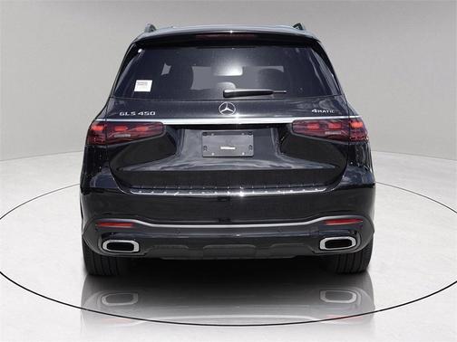 2026 Mercedes-Benz GLS 450 