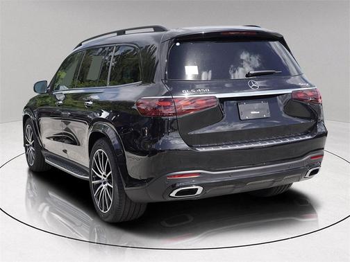 2026 Mercedes-Benz GLS 450 