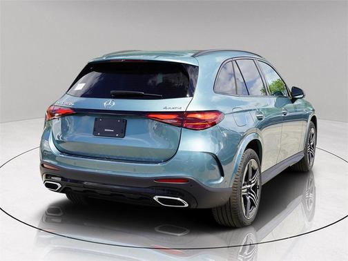2025 Mercedes-Benz GLC 350e Base 4MATIC
