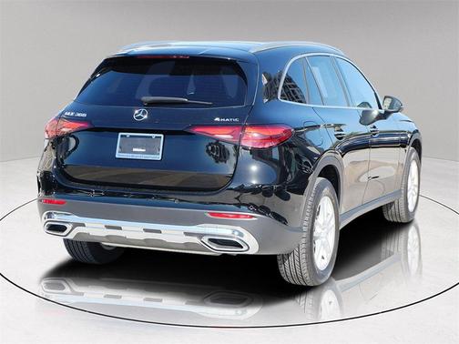 2023 Mercedes-Benz GLC 300 Base 4MATIC