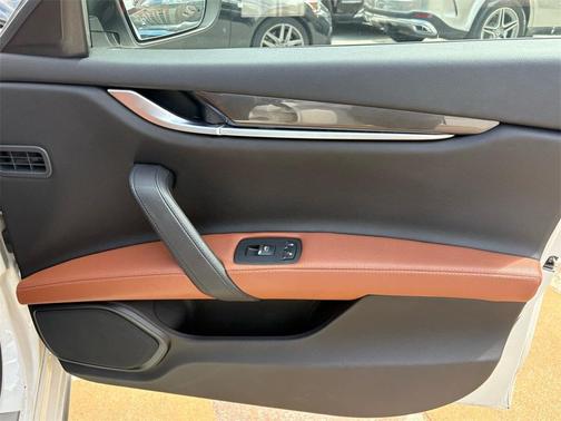 2020 Maserati Ghibli Base