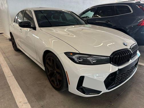 Alpine White 2025 BMW 330 i