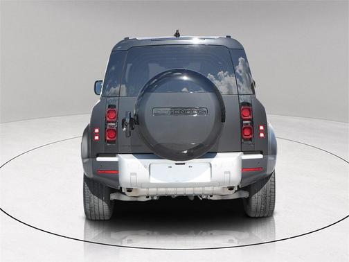 2024 Land Rover Defender P300