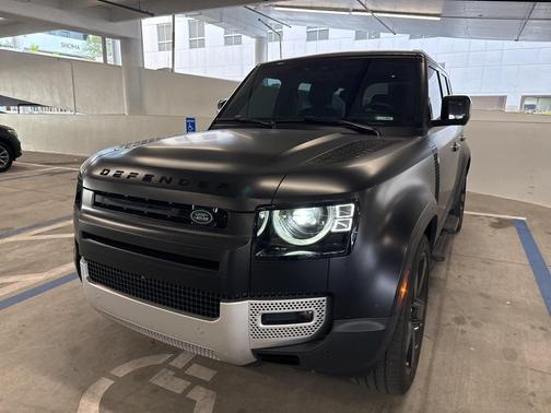 2024 Land Rover Defender P300