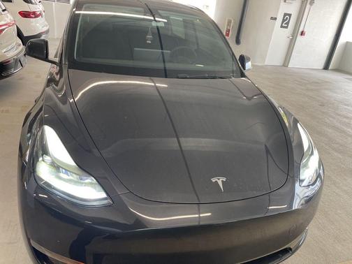 2025 Tesla Model Y Long Range