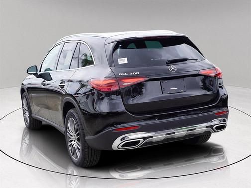 2026 Mercedes-Benz GLC 300 Base