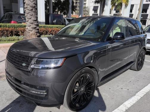 2025 Land Rover Range Rover P530 SE