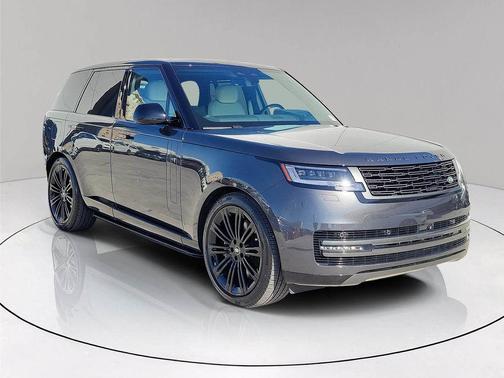 2025 Land Rover Range Rover P530 SE
