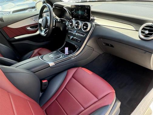 2021 Mercedes-Benz GLC 300 4MATIC Coupe
