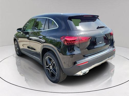 Midnight Black 2026 Mercedes-Benz GLA 250 Base