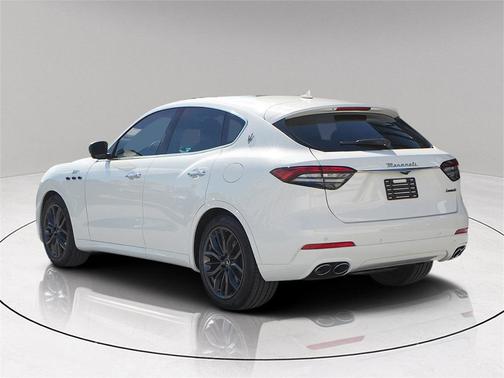 2024 Maserati Levante GT Ultima