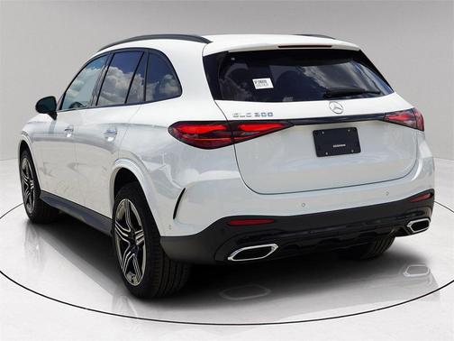 2025 Mercedes-Benz GLC 300 Base