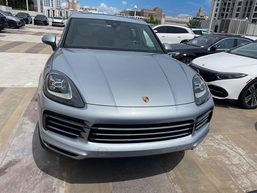 2020 Porsche Cayenne Base