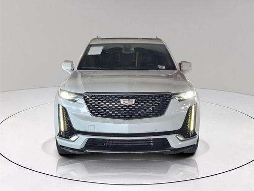 Crystal White Tri-Coat 2023 Cadillac XT6 Premium Luxury AWD