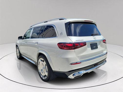 MANUFAKTUR Diamond White Metallic 2024 Mercedes-Benz Maybach GLS 600 4MATIC