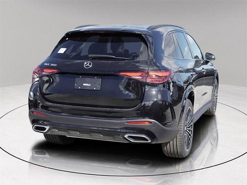 2026 Mercedes-Benz GLC 300 Base