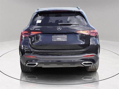 2026 Mercedes-Benz GLC 300 Base