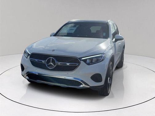 Polar White 2026 Mercedes-Benz GLC 300 Base