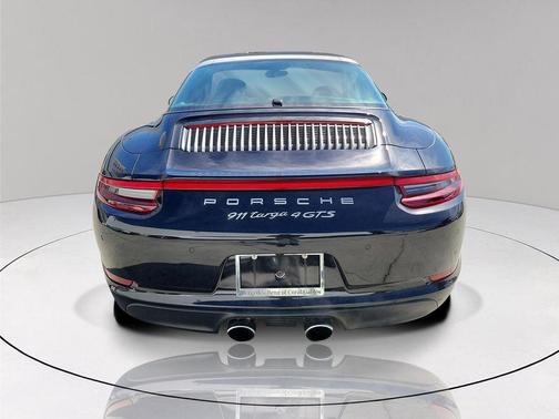 2019 Porsche 911 Targa 4 GTS