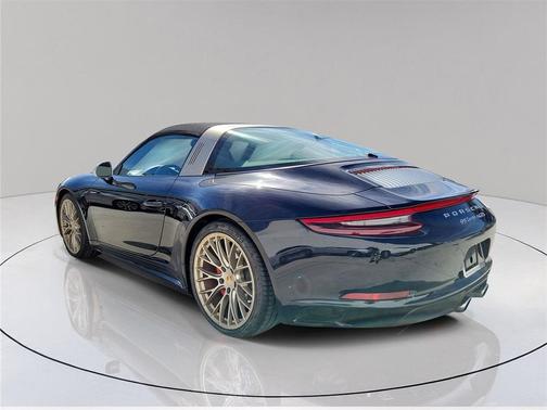 2019 Porsche 911 Targa 4 GTS