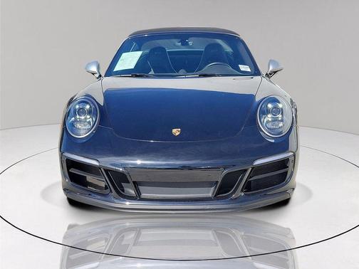 2019 Porsche 911 Targa 4 GTS