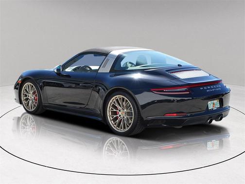 2019 Porsche 911 Targa 4 GTS